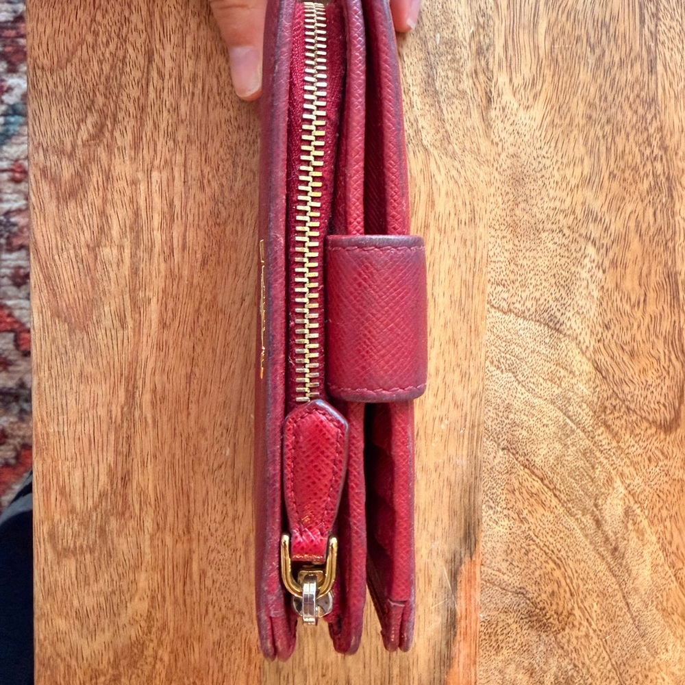 Prada Crimson Leather Wallet with Gold Accents - Picture 2 of 9